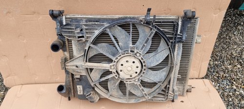 GMW / Electroventilator cu suport Renault Symbol 1.5 DCI 2009 2010 2011