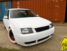 Golf 4 by Tudor