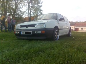 Golf III vs Masina ieftina dupa 2000, se merita?