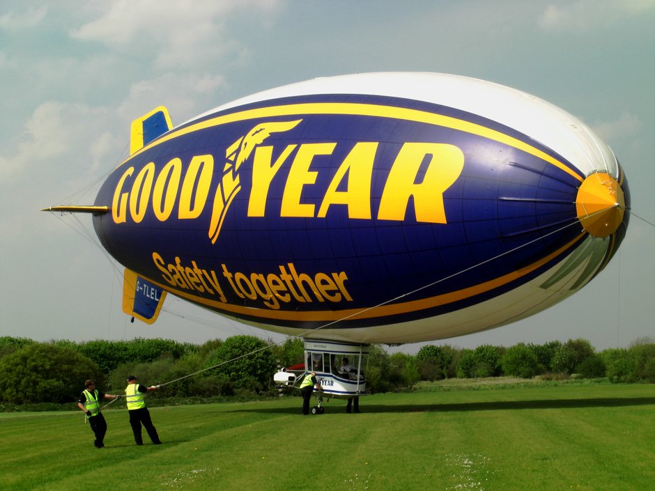 Goodyear reinnoieste parteneriatul cu Zeppelin Goodyear reinnoieste parteneriatul cu Zeppelin