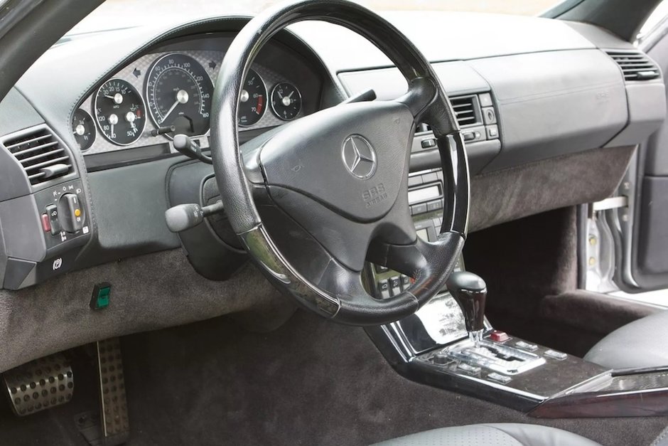 Grand Mercedes-Benz 600 SL