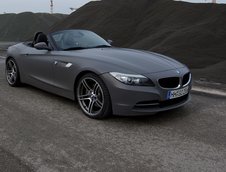 Gri mat? Da.. Pe noul Z4!