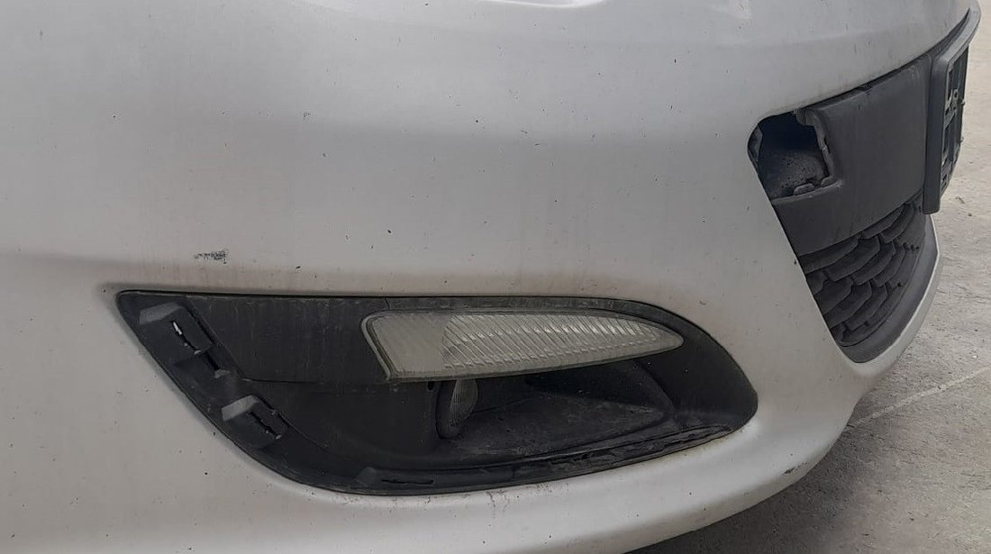 Grilă Proiector Opel Astra J facelift 2012-2015, partea dreaptă