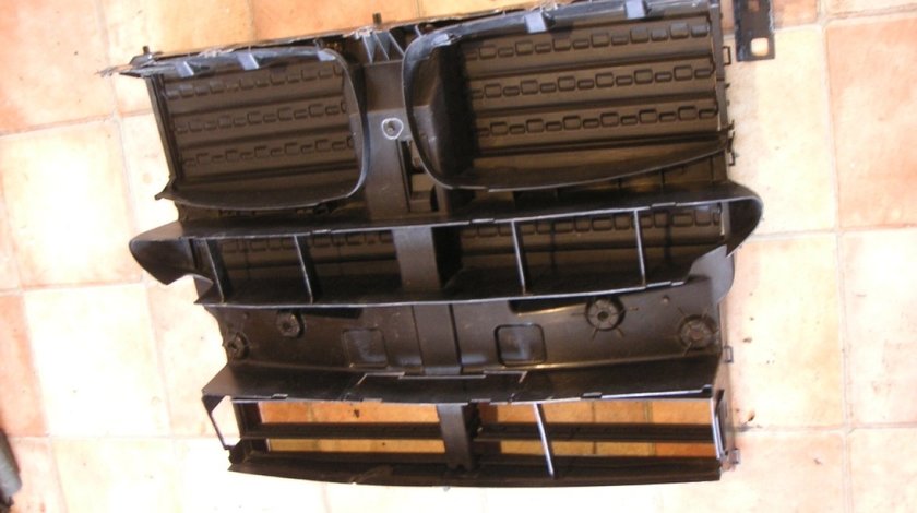 Grila activa radiator BMW X5 F15 cod 7304535