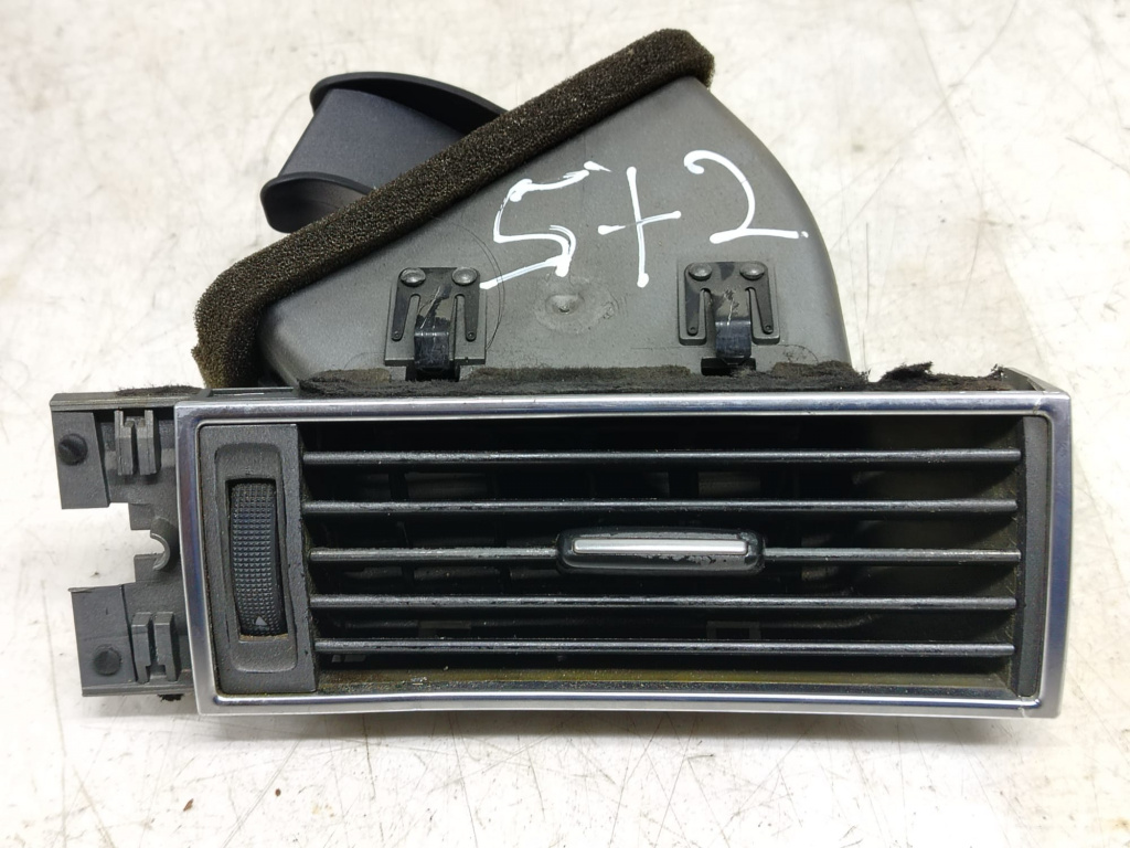 Grila aer bord 4f1820902 Audi A6 4F/C6 [2004 - 2008]
