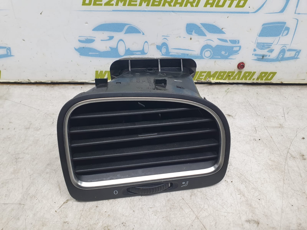 Grila aer bord 5k0819710d Volkswagen VW Golf 6 [2008 - 2015] 1.6 tdi CAYC