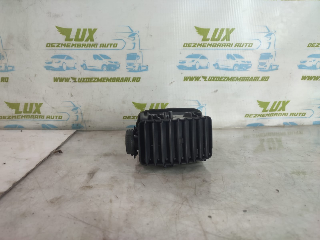 Grila aer bord 68761eb3 Nissan Pathfinder R51 [2004 - 2010] 2.5 dci YD25DDti