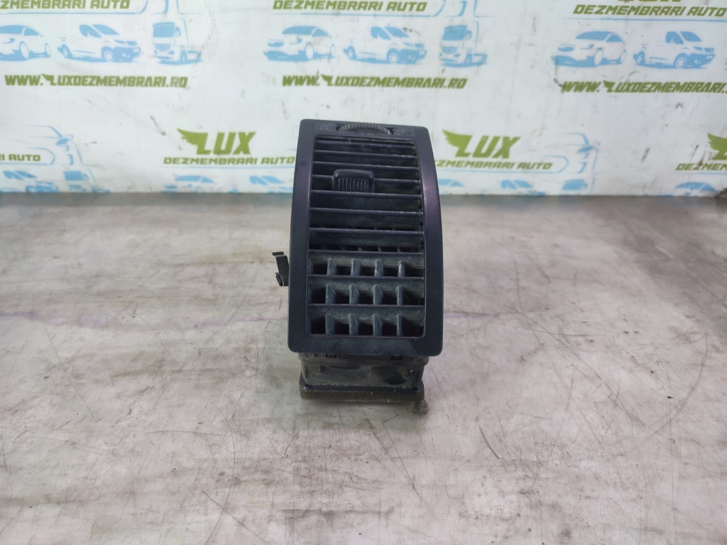 Grila aer bord 6q08197049b 6q0819704 Volkswagen VW Polo 4 9N [facelift] [2005 - 2009] 1.2 benzina BBM