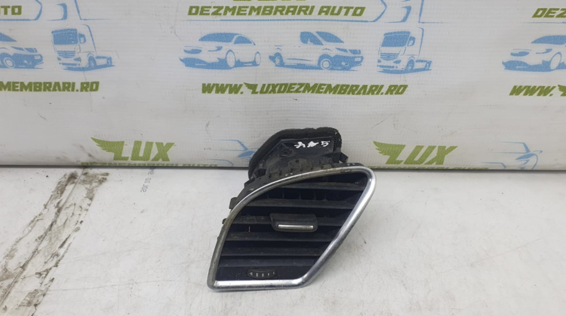 Grila aer bord Audi A4 B8/8K [2007 - 2011]