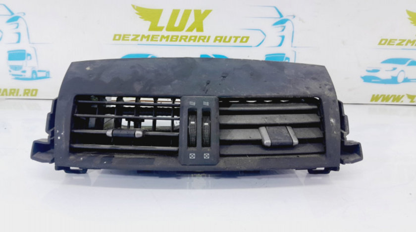 Grila aer bord centrala 55670-42060 Toyota Rav 4 3 (XA30) [2005 - 2010]