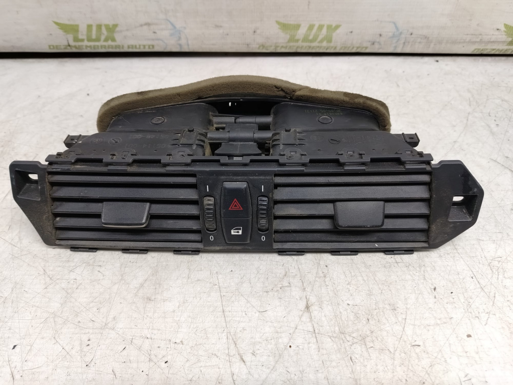 Grila aer bord centrala 695361801 BMW Seria 5 E60/E61 [2003 - 2007]