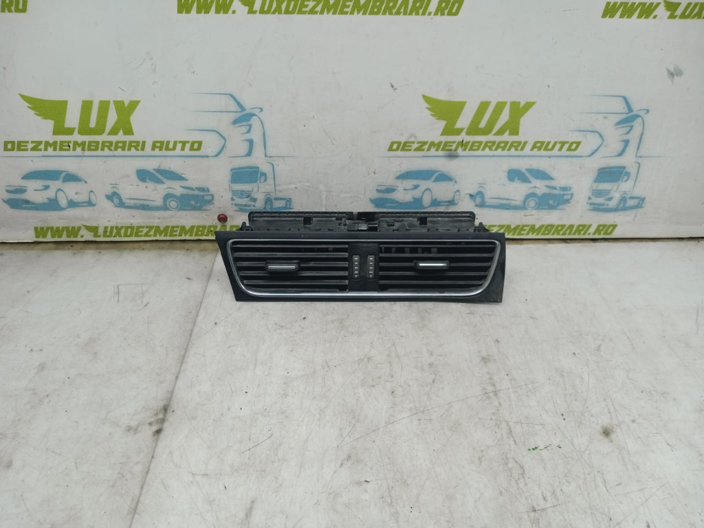 Grila aer bord centrala 8t1820951b Audi A4 B8/8K [2007 - 2011]