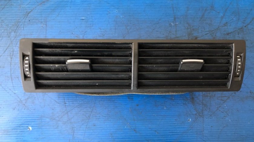 Grila aer bord centrala audi a4 b6 8e0820951h 8e0820951