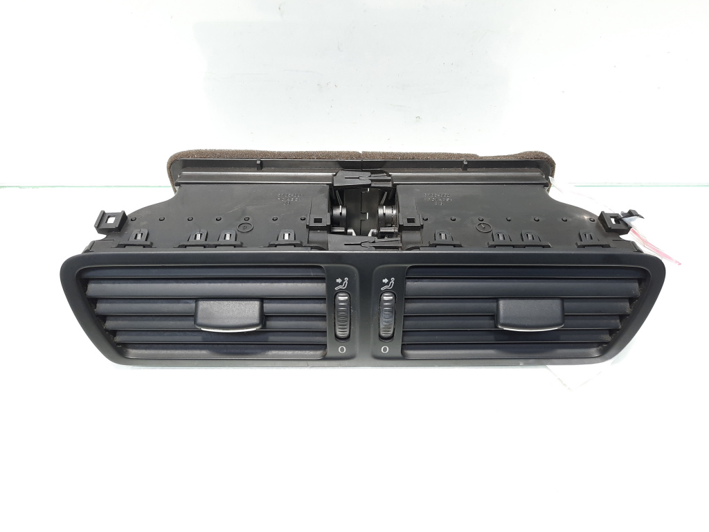Grila aer bord centrala, cod 3C1819728E, VW Passat Variant (3C5) (id:469574)