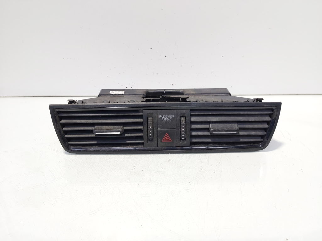 Grila aer bord centrala cu buton avarii Skoda Rapid Spaceback (NH1) (id:647135)