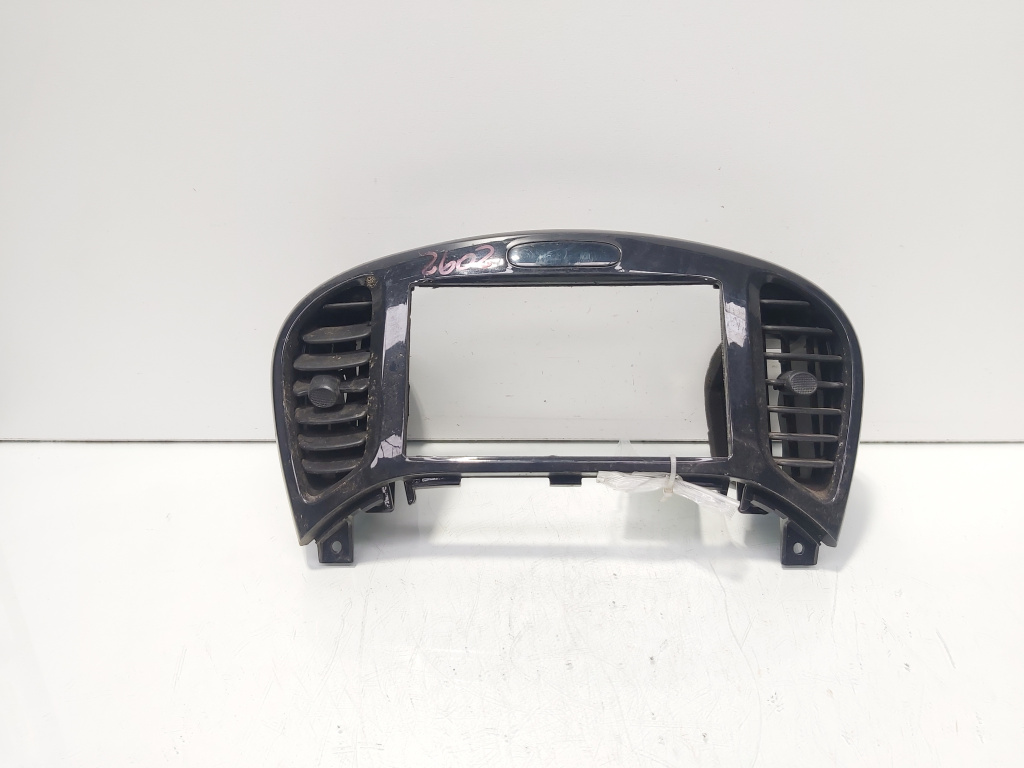 Grila aer bord centrala, Nissan Juke (id:691700)