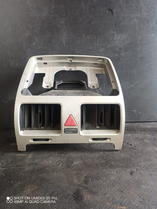 Grila aer bord centrala VW Golf 5 Variant, Jetta 3 - COD 1K0819743A, 1K0819735C, 1K0819728H