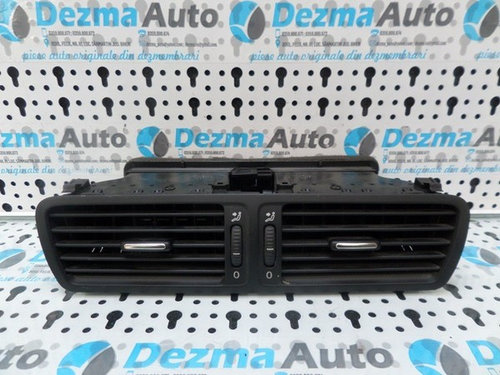 Grila aer bord centrala VW Passat (3C) combi 2005-2010, 3C2819728D