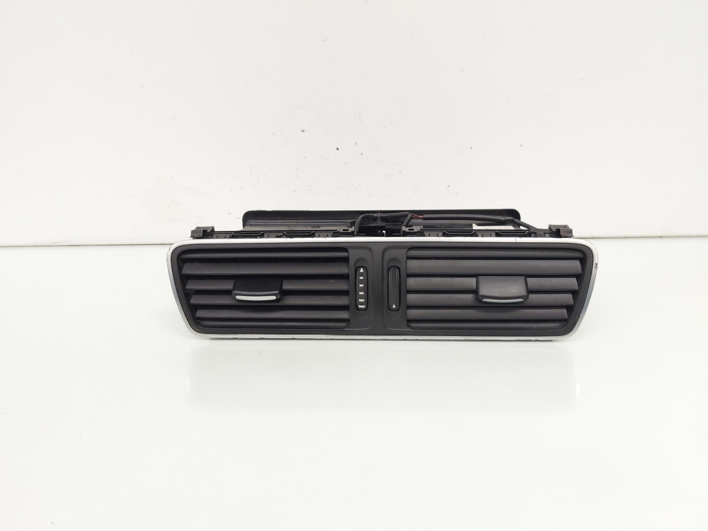 Grila aer bord centrala, Vw Passat Variant (365) (id:660688)