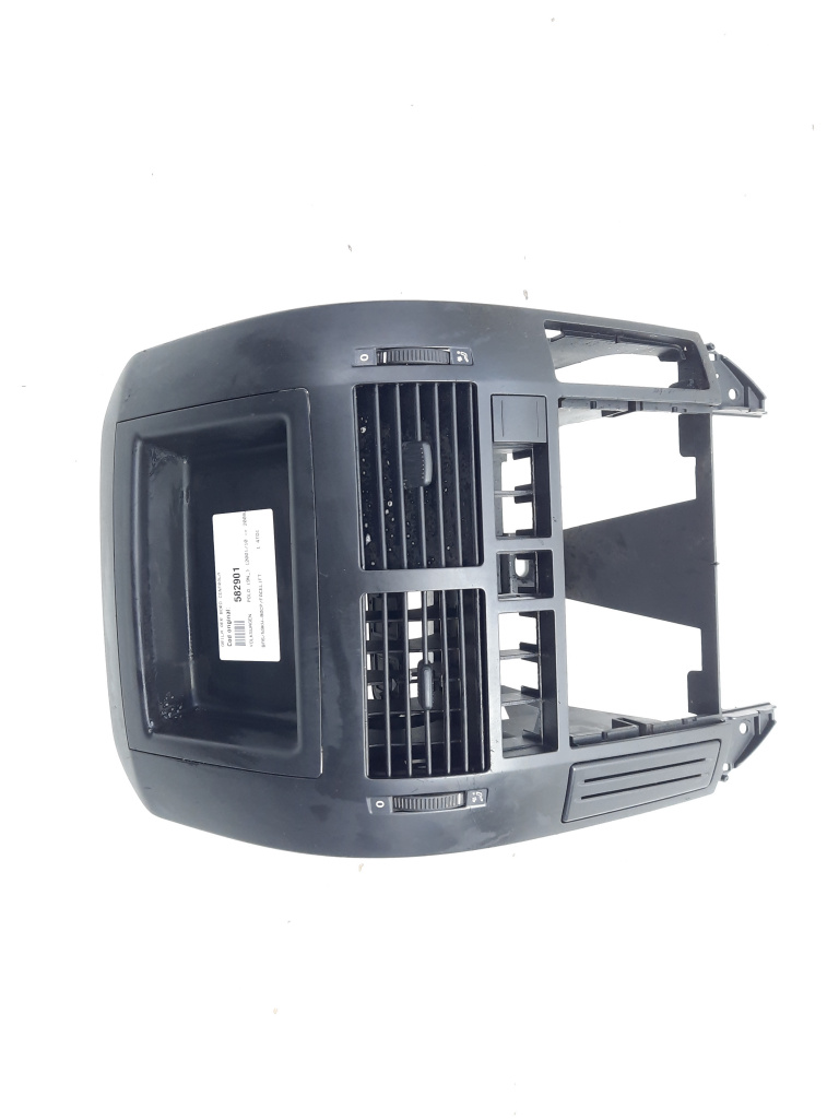 Grila aer bord centrala, VW Polo (9N) (id:582901)