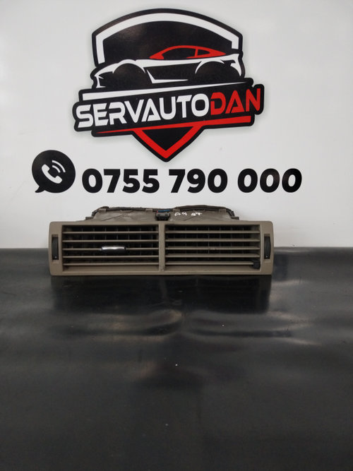 Grila aer bord centru Audi A4 (2004-2008) [8EC, B7] 1.9 Motorina 2007, 8E0820951H