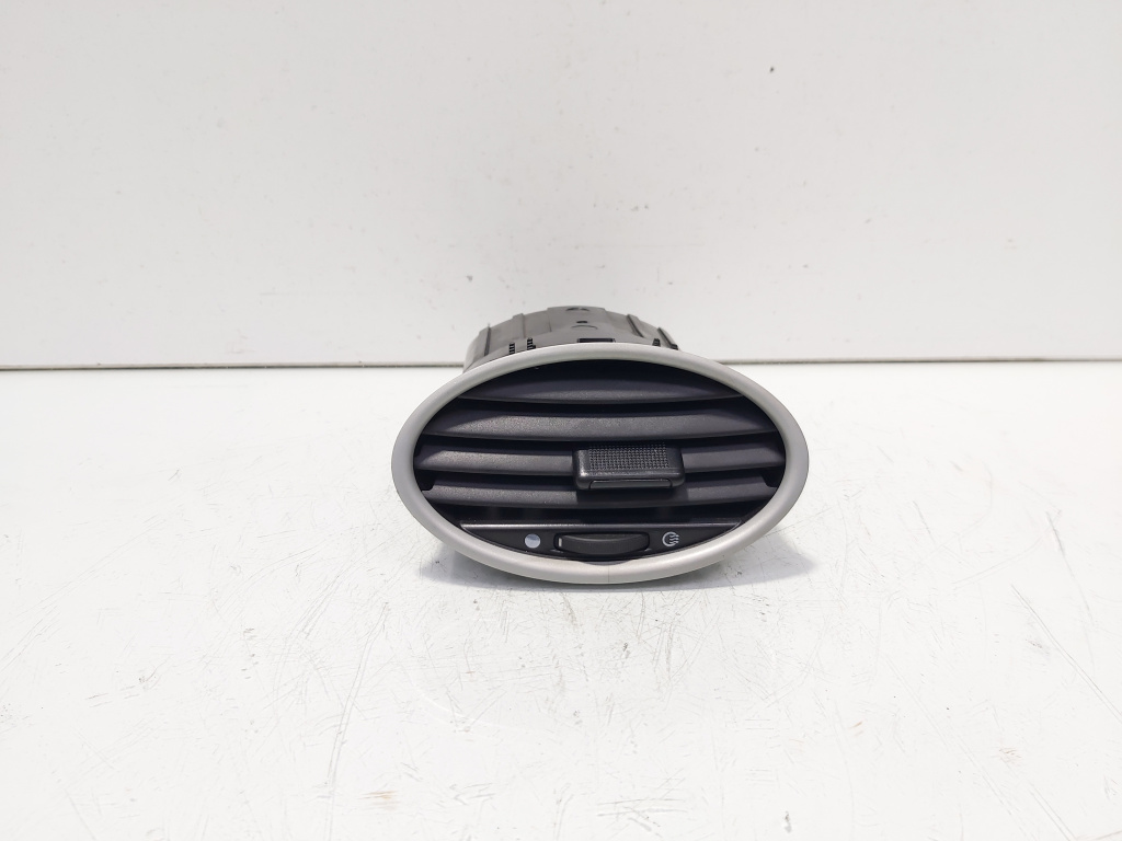 Grila aer bord, cod 6N41-A014L21-CB, Ford Focus 2 (DA) (id:705261)