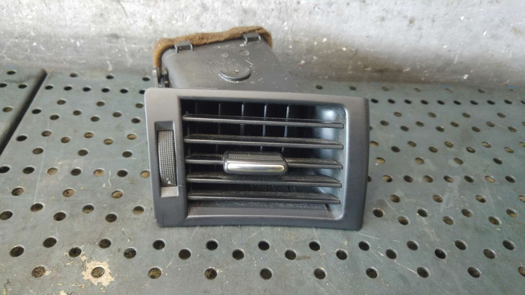 Grila aer bord dreapta audi a4 b7 8e 8e0820902f