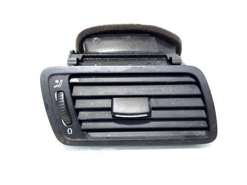 Grila aer bord dreapta, cod 3C1819702E, Vw Passat Variant (3C5) (id:515685)