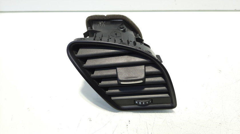 Grila aer bord dreapta, cod 8K1820902C, Audi A5 Coupe (F53, 9T) (idi:555913)