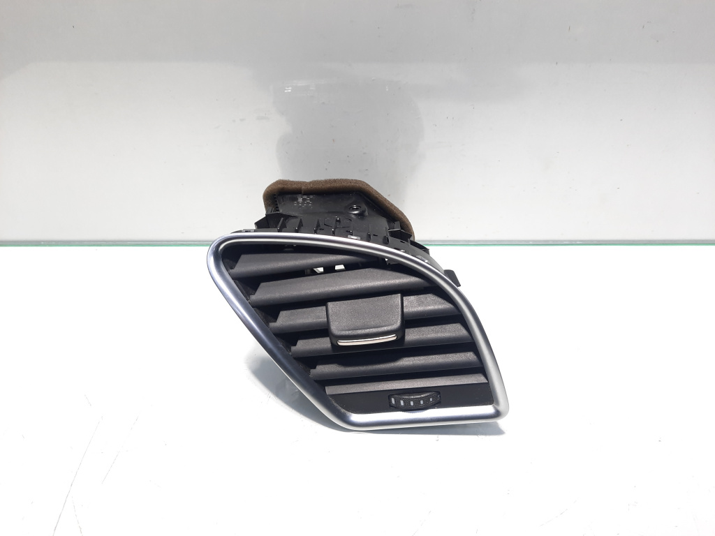 Grila aer bord dreapta, cod 8T1820902C, Audi A4 (8K) (id:453230)