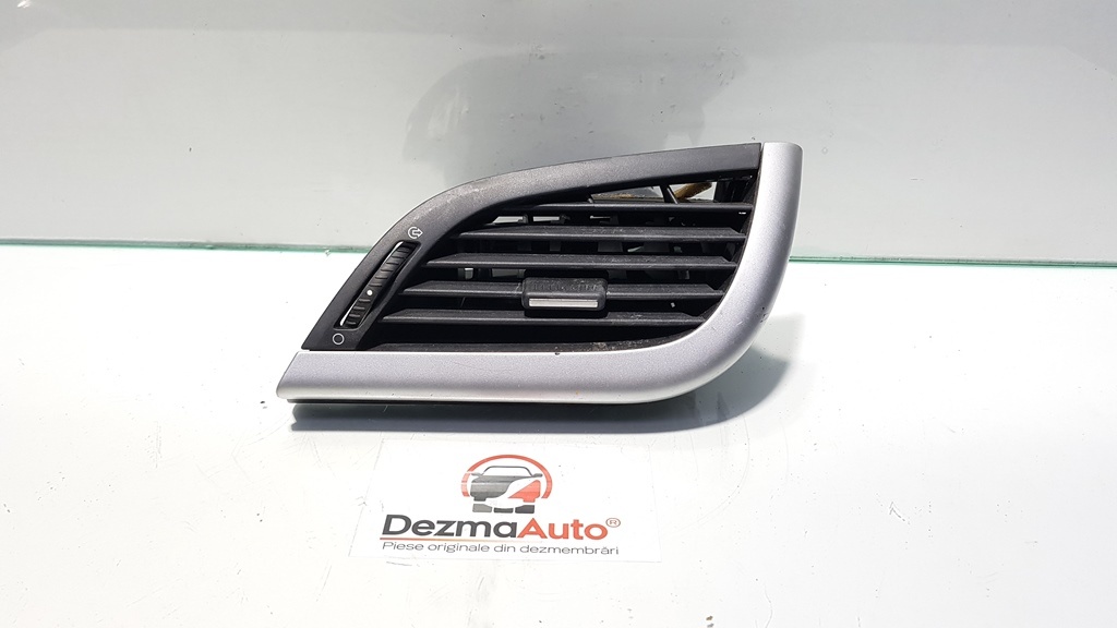 Grila aer bord dreapta, cod 9650088477, Peugeot 207 SW (id:394986)
