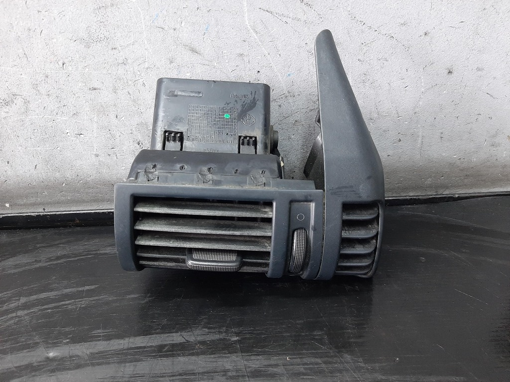 Grila aer bord dreapta fiat stilo 192 ls347901 1821920336