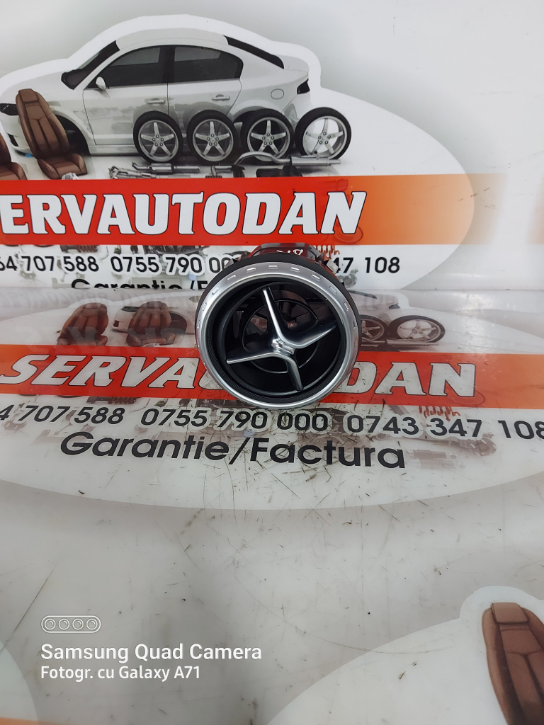 Grila aer bord dreapta Mercedes-Benz GLA-Class (2013->) [X156] 2.2 Motorina 2016, A1568300154