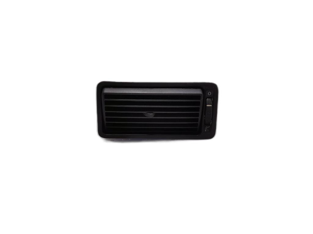 Grila aer bord dreapta Volkswagen Golf 4 (1J1) Hatchback 2001 OEM 1J1819704C