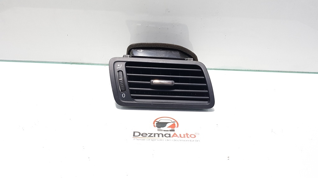 Grila aer bord dreapta, Vw Passat Variant (3C5) 3C1819702E (id:393985)