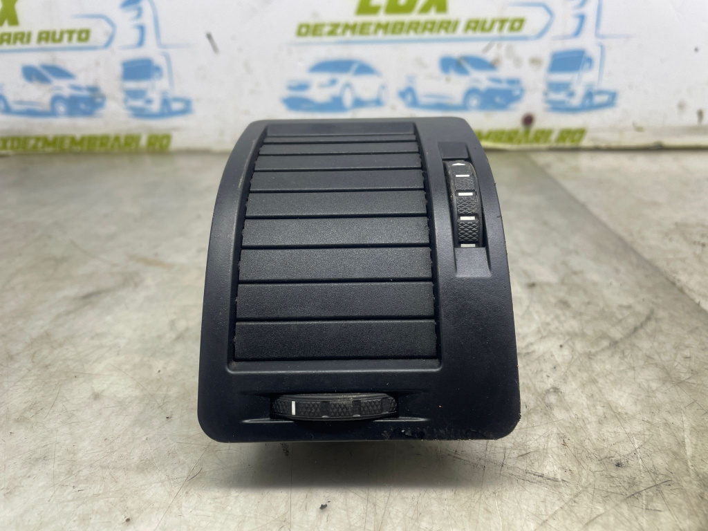 Grila aer bord stanga 1z0819701 Skoda Octavia 2 [2004 - 2008] 2.0 tdi BMN
