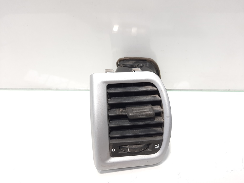 Grila aer bord stanga, cod 5J0819701, Skoda Roomster (5J) (id:426276)