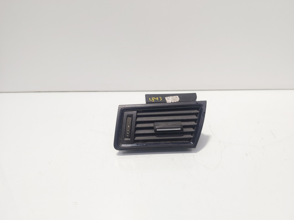Grila aer bord stanga, cod 5JA819701A, Skoda Rapid (NH3) (id:677518)