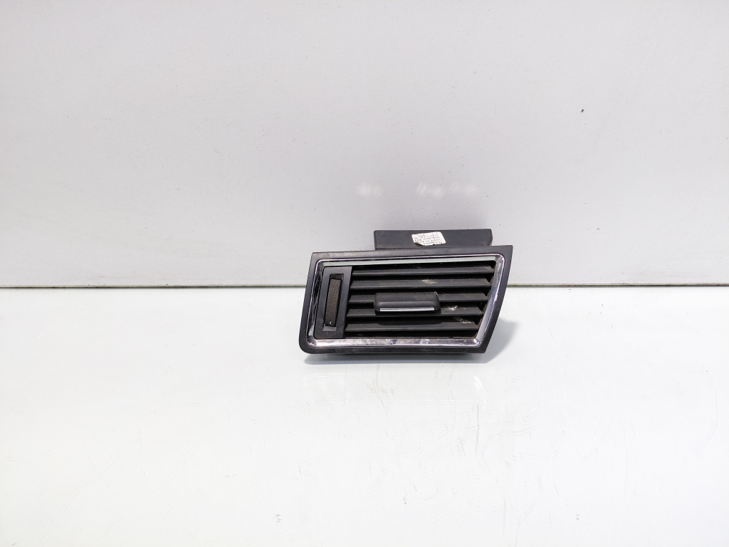 Grila aer bord stanga, cod 5JA819701B, Skoda Rapid (NH3) (id:696150)