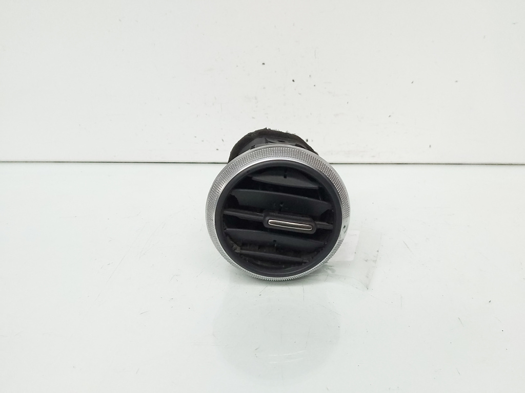 Grila aer bord stanga, cod 8P0820901A, Audi A3 (8P1) (id:665479)