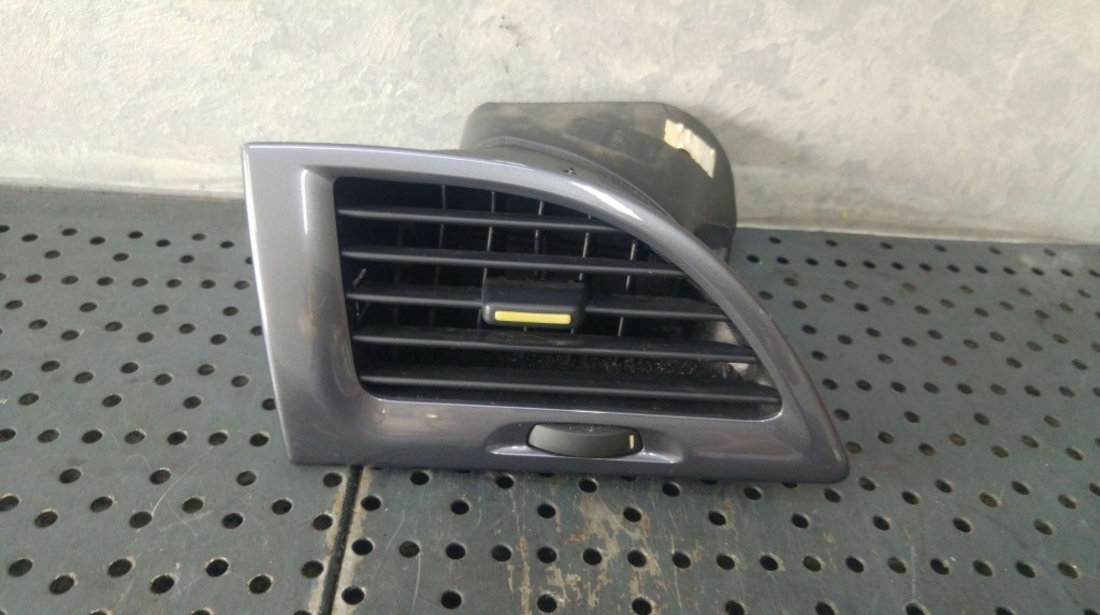 Grila aer bord stanga renault megane 3