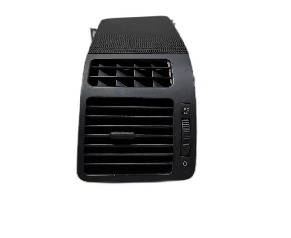 Grila aer bord stanga Volkswagen Touran (1T1, 1T2) 1T0819703A VOLKSWAGEN TOURAN (1T1, 1T2) [ 2003 - 2010 ] OEM 1T0819703A