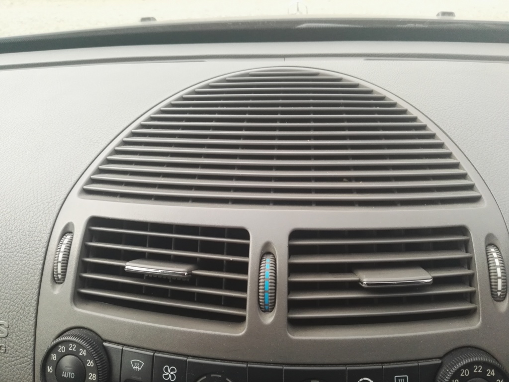 Grila aer centrala Mercedes E220 CDI W211 gri