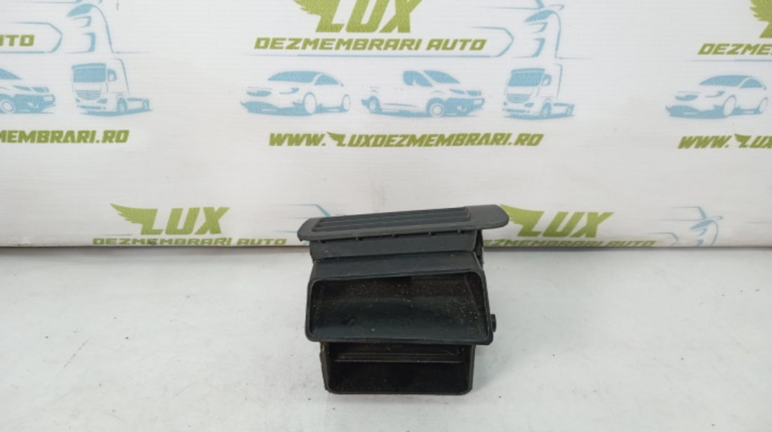 Grila aer dreapta bord 8z0820902c Audi A2 8Z [1999 - 2005]