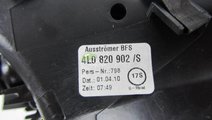Grila aer dreapta originala Audi Q7 4L cod 4L08209...