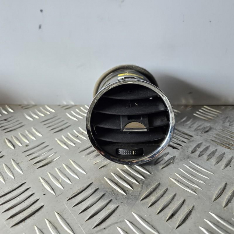 Grila aer ventilatie bord Opel Antara facelift 2010-2016 96661704