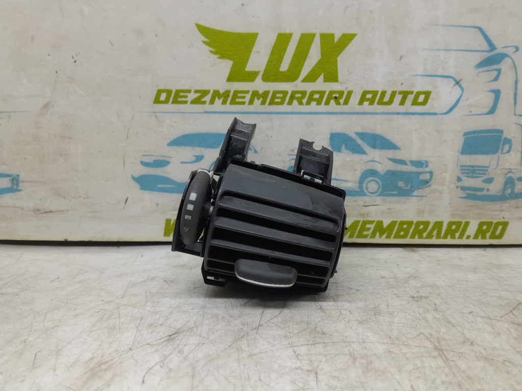 Grila aer ventilatie bord stanga 2038300154 Mercedes-Benz C-Class W203 [2000 - 2004]