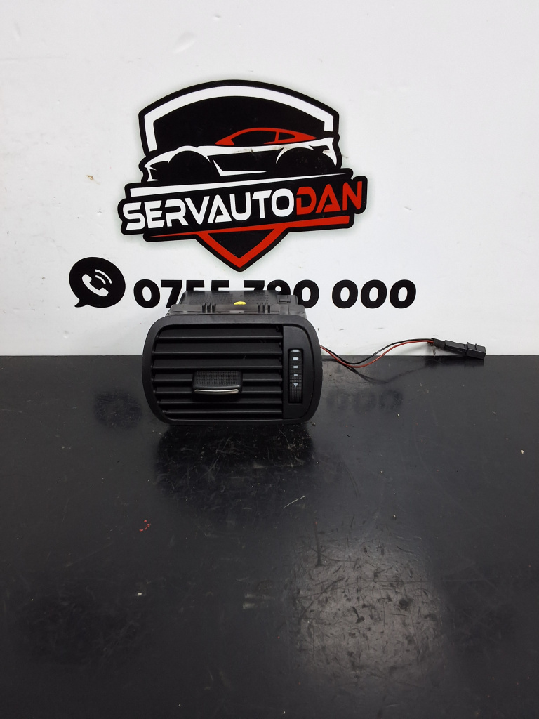Grila aerisire bord Audi A3 (1996-2003) [8L1] 1.9 Motorina 2001, 8L0820901C / STANGA