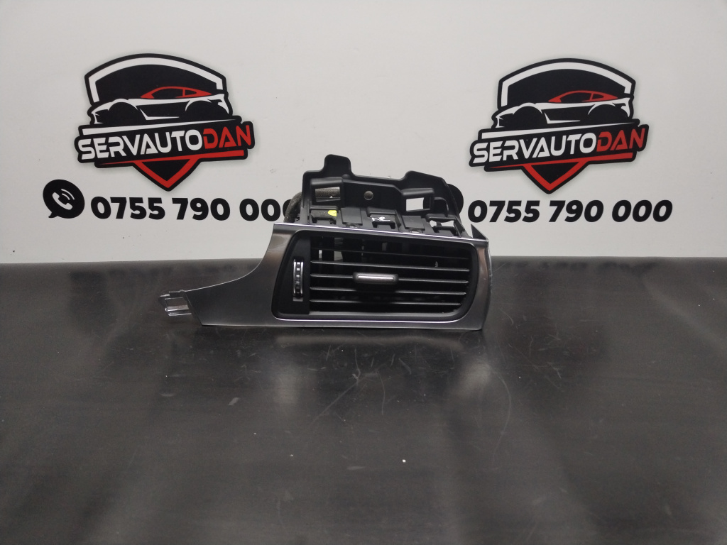 Grila aerisire bord Audi A6 (2010-2018) [4G2, C7] 2.0 Motorina 2016, 4G2820902 / DREAPTA