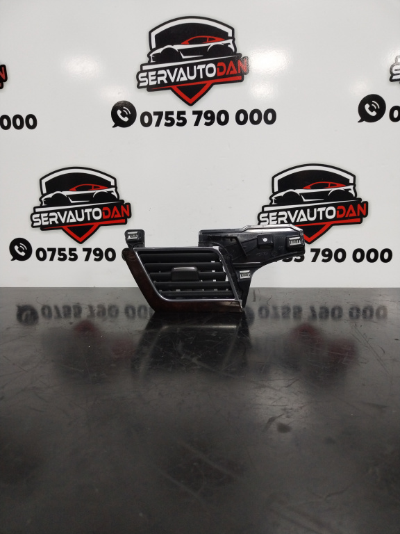 Grila aerisire bord Audi A8 (2009-2017) [4H] D4 3.0 Motorina 2012, 4H2820902